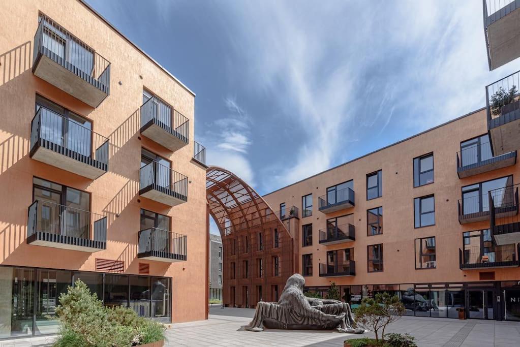 Cozy Japanese Oasis With Balcony, Gramophone, Netflix Apartment Vilnius Luaran gambar